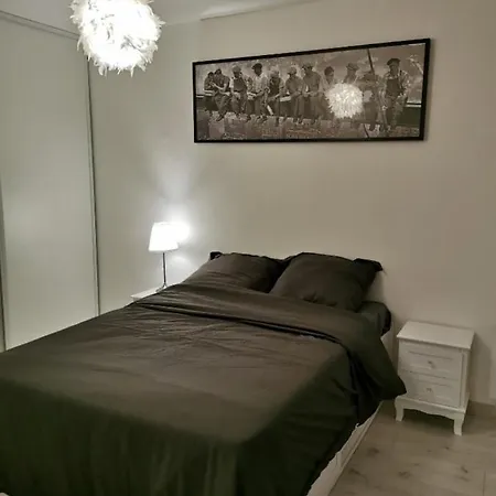 Rooftop Standing Place Carnot * Carcassonne