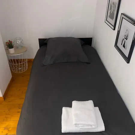 Rooftop Standing Place Carnot * Carcassonne